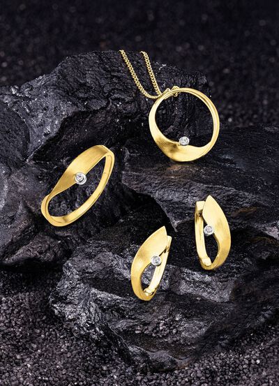 Geschmackvoller Damenring in Bicolor 