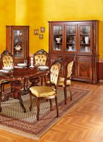 Esszimmer-M&ouml;bel mit Wurzelholzfurnier 