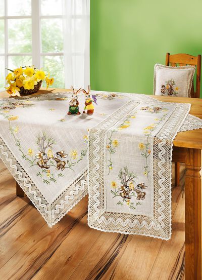 Accessoires mit Spitze aus dem Hause Sch&auml;fer 