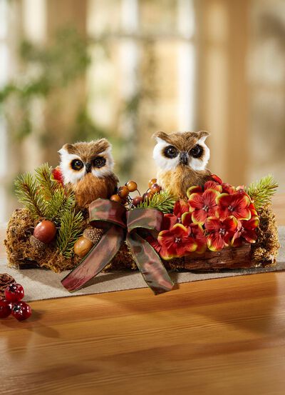 Tischgesteck mit Eulen 