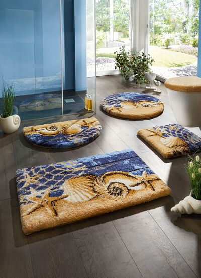 Badgarnitur mit rutschhemmender R&uuml;ckseite 