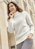 Pullover mit aufwendiger Struktur 