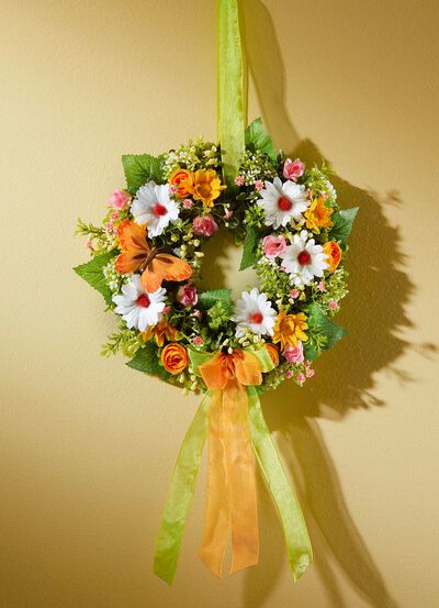 Wandkranz mit Schmetterling 