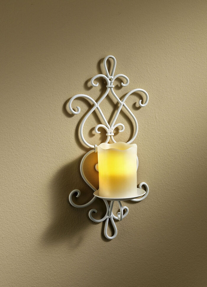 Wandkerzenhalter mit  LEDKerzen 
