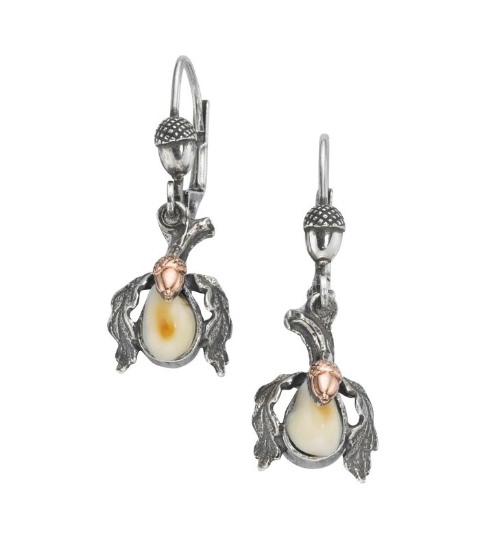 Schicke Garnitur mit echten Grandeln 