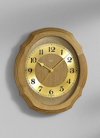 Wanduhr mit Funkuhrwerk 