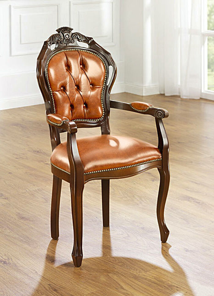 Esszimmer-Stühle und Sessel mit Lederbezug 