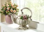 Gießkanne mit Rosen-Applikation 