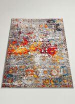 Farbenfrohe Br&uuml;cken und Teppiche 