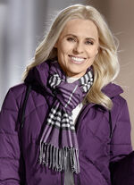 Schal mit Karodessin 