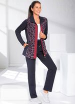 Freizeitanzug mit Druck im Vorderteil 