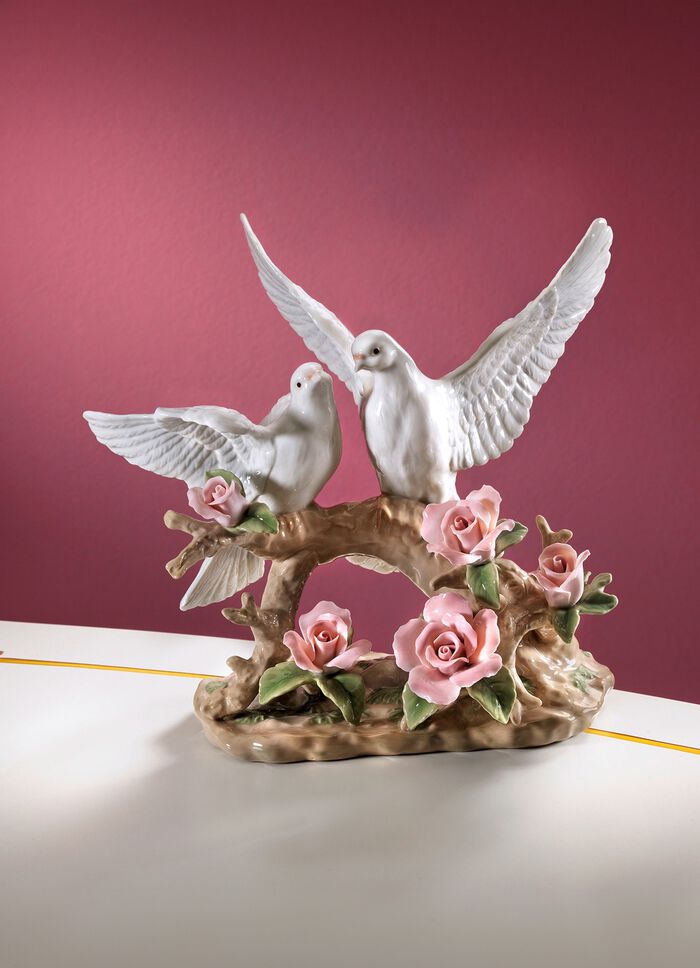 Taubenp&auml;rchen auf Ast 