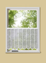 Kurzvorhang aus Jacquard mit Stangendurchzug 