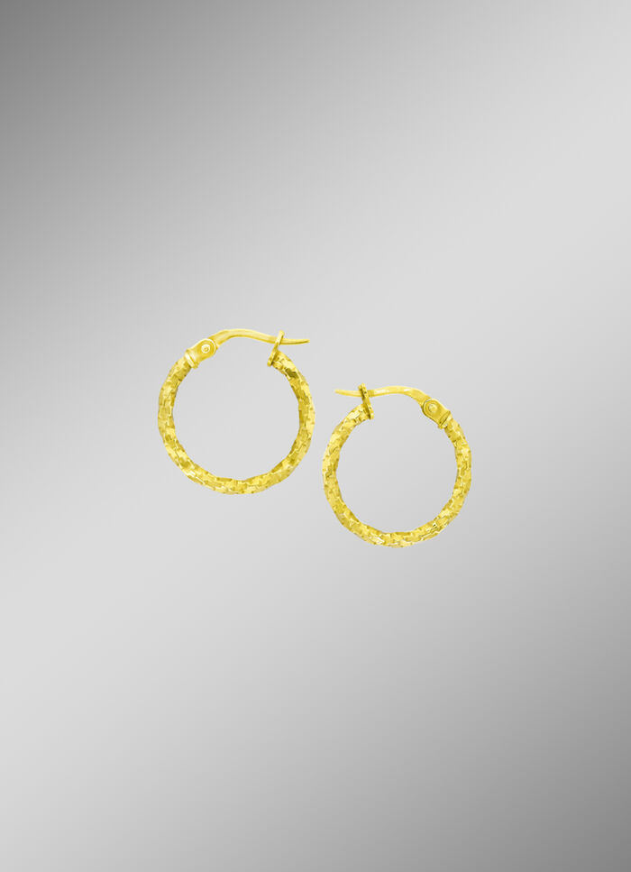 Gedrehte Creolen aus Gold  