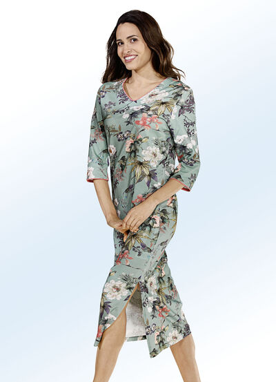 Nachthemd, wadenlang mit 3/4-langen Ärmeln 