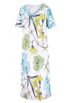 Nachthemd mit gebogten Abschl&uuml;ssen und kurzen &Auml;rmeln 