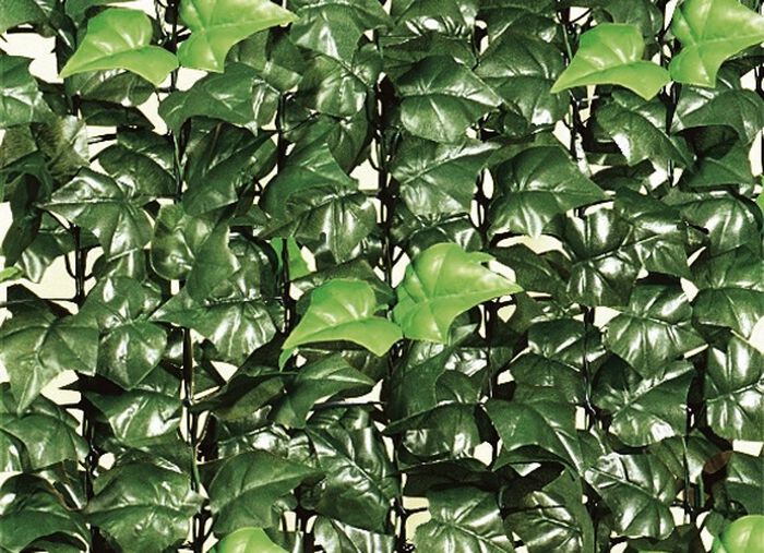 Praktischer Sichtschutz aus stabilem Kunststoffgeflecht 