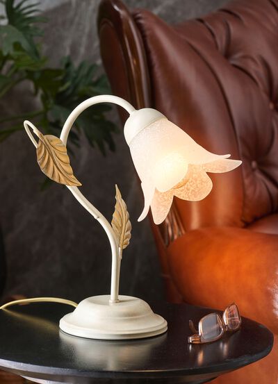 Tischlampe aus Metall mit Glasschirm 