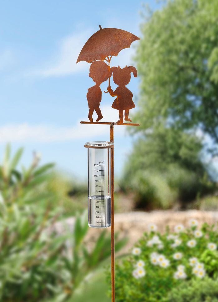 Regenmesser aus gerostetem Stahlblech 