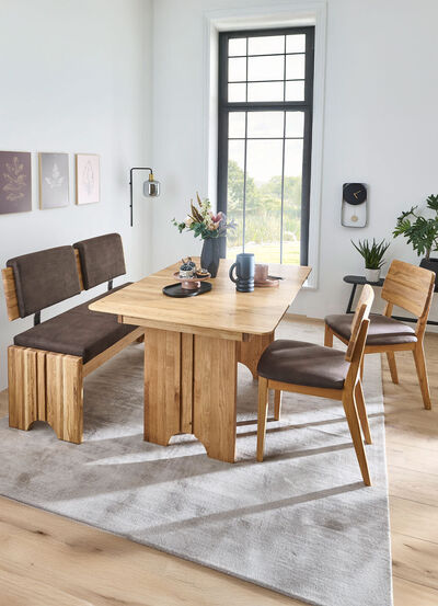 Bankgruppe mit Gestell aus massiver, geölter Eich 