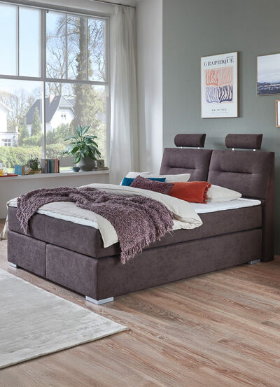 Boxspringbett mit Topper und Bettkasten 