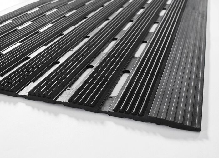 Wetterfeste Fussmatte aus Gummi 