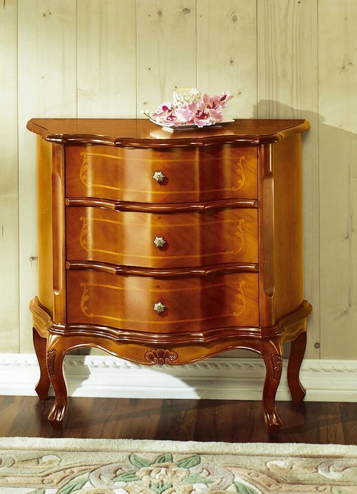 Kommode mit Schubladen 