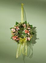 Wandkranz mit bezauberndem Textilschleifenband 