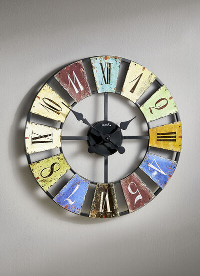 Wanduhr aus dem Hause AMS mit Metallgehäuse - 
