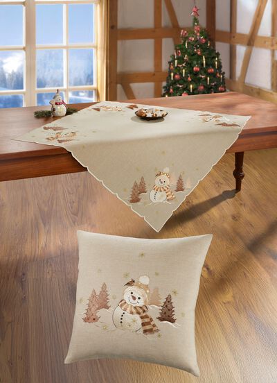 Bestickte Tisch- und Raumdekoration 