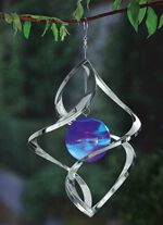 Windspiel mit Solarkugel 