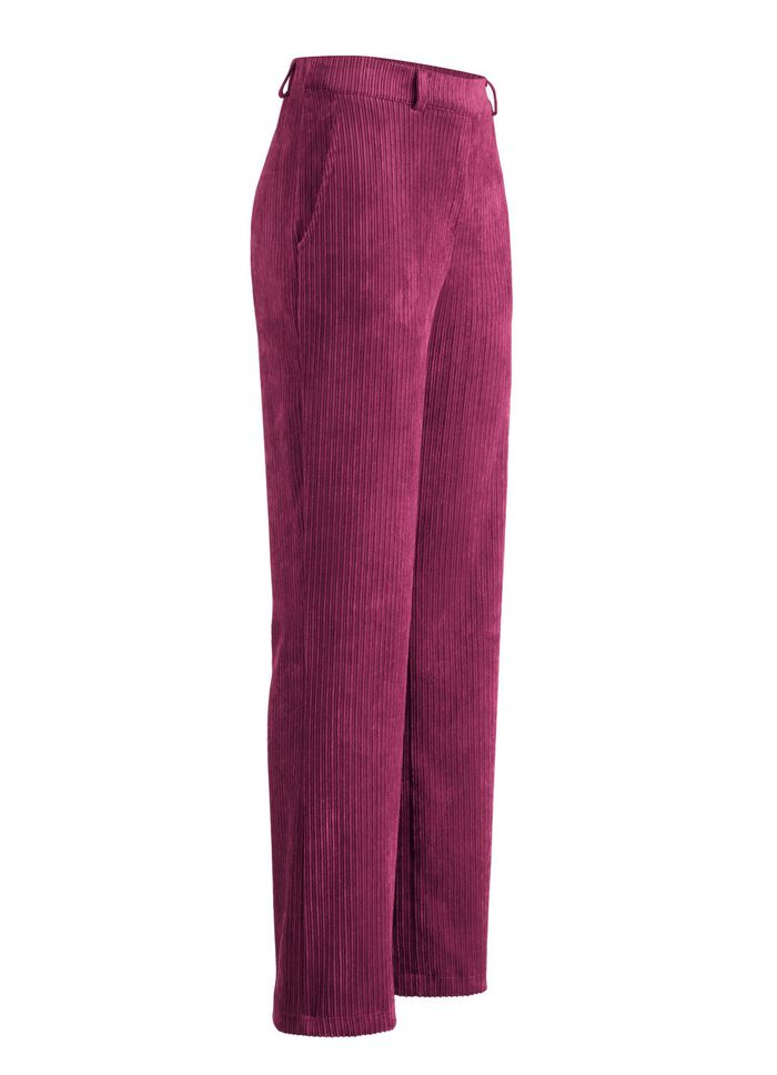 Hose in modischer Weite 