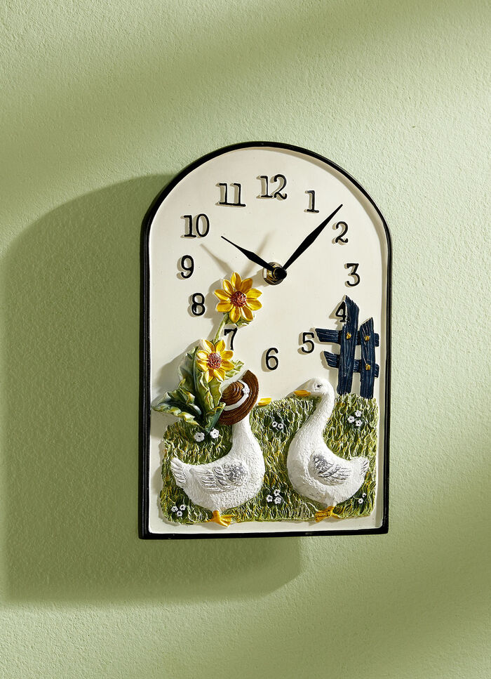 Wanduhr aus Steingut 