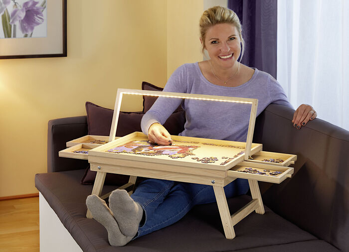 Grosser LED Puzzletisch: Endlich Platz und Ordnung f&uuml;r Puzzles 