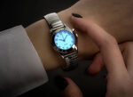 Armbanduhr mit Stretcharmband, 