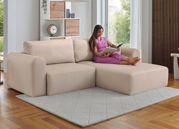 Polsterecke mit Bettfunktion und Dekokissen CREME