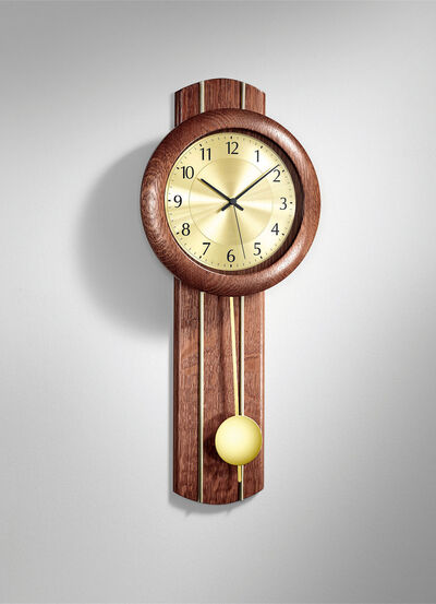 Wanduhr aus massivem Holz mit Funkuhrwerk - 