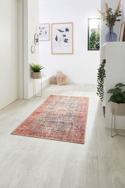 Br&uuml;cken und Teppiche f&uuml;r den Innen- und Aussenbereich 