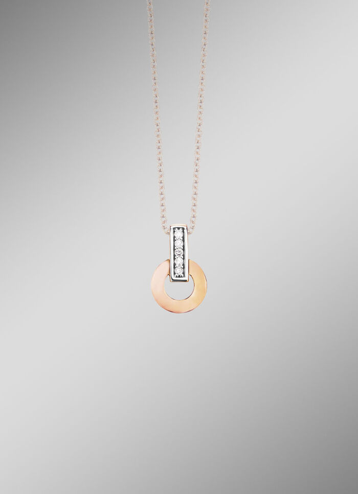 Moderner Anhänger mit 5 Brillanten 