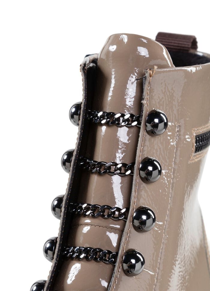 Remonte Stiefelette mit trendigen Zierketten in Schn&uuml;r-Optik 