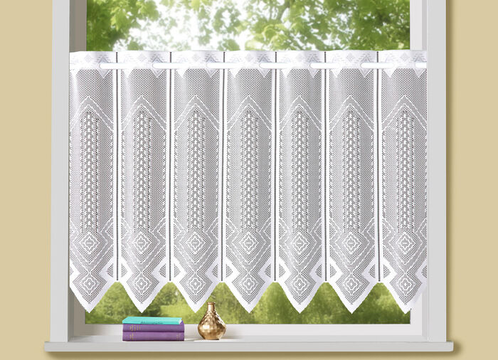 Kurzvorhang mit grafischem Muster und Stangendurchzug 