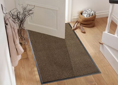 Praktische Schmutzfangmatten f&uuml;r drinnen und draussen 