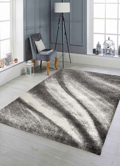 Fantasievoll gestaltete Br&uuml;cken und Teppiche 