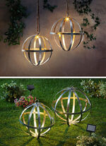 Solarleuchte mit silbern-glänzender Metalloberfläche 