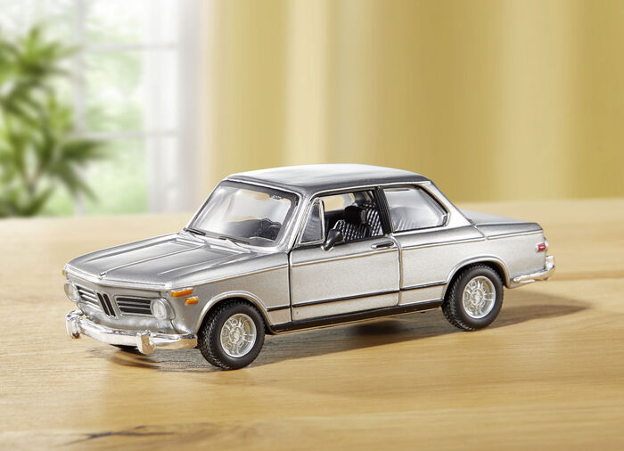 BMW 2002tii ´72 von Bburago 
